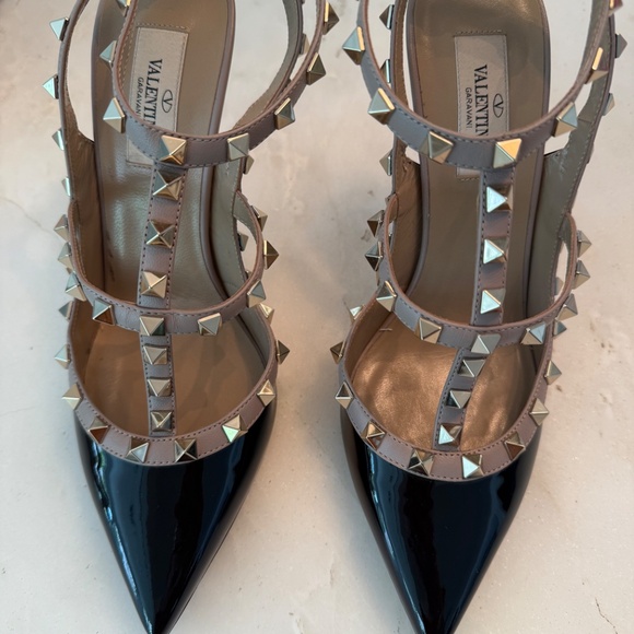 Valentino - Picture 2 of 6